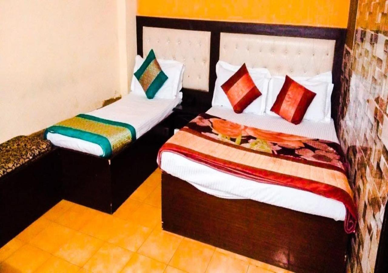 Hotel I Stay & Revels Near New Delhi Railway Station- By Ap Singh Hotels Buitenkant foto