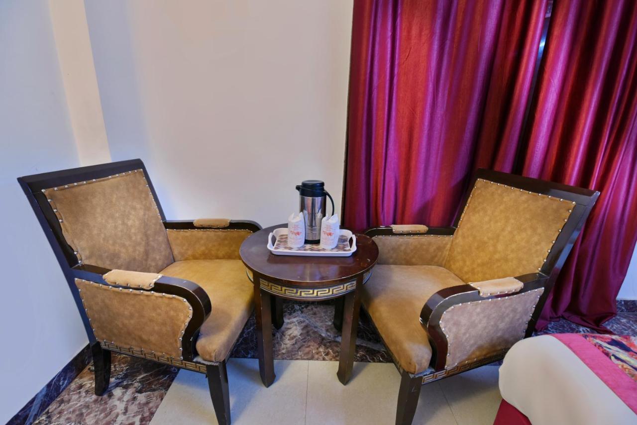 Hotel I Stay & Revels Near New Delhi Railway Station- By Ap Singh Hotels Buitenkant foto
